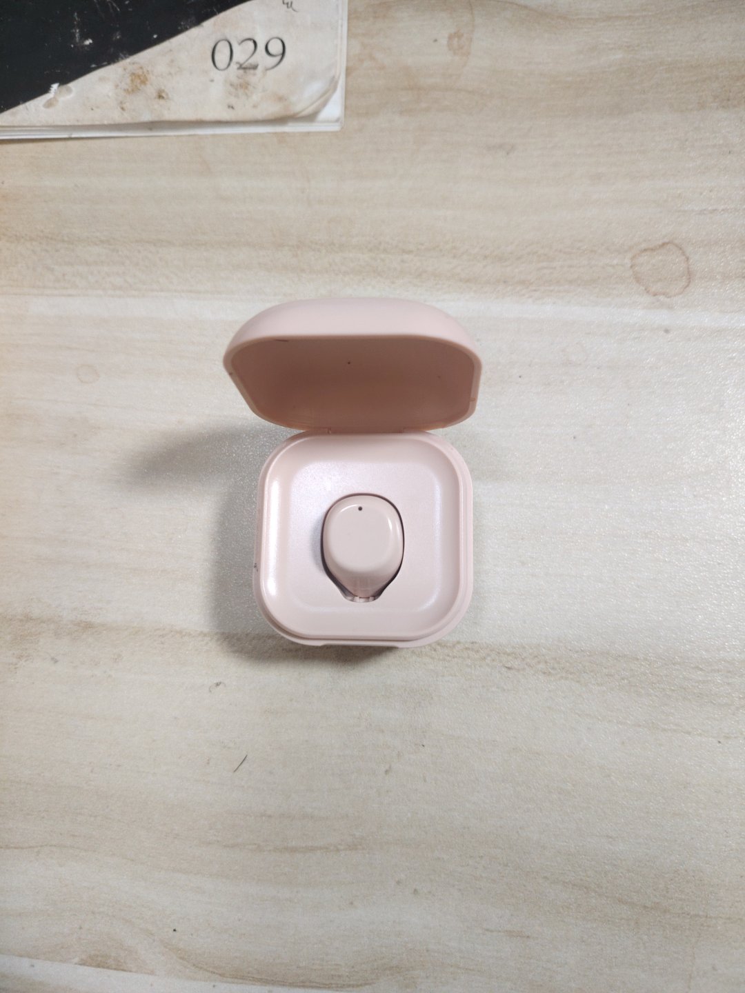 蓝牙无线迷你耳机0