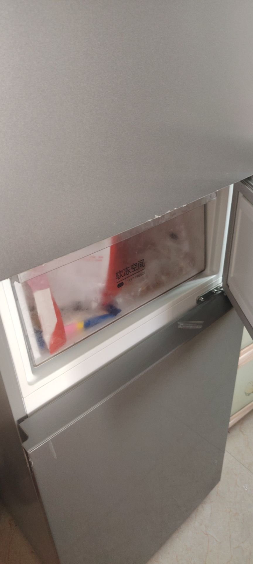 美的冰箱转让成色新银灰色1