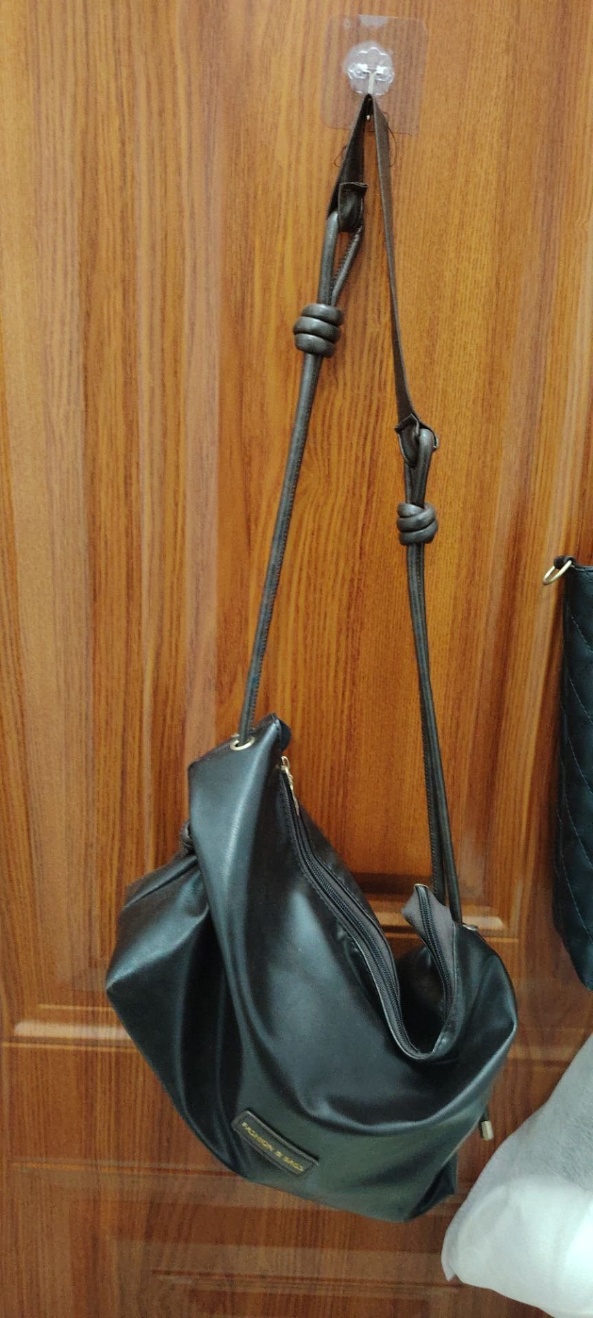 闲置包包一个，要的来1