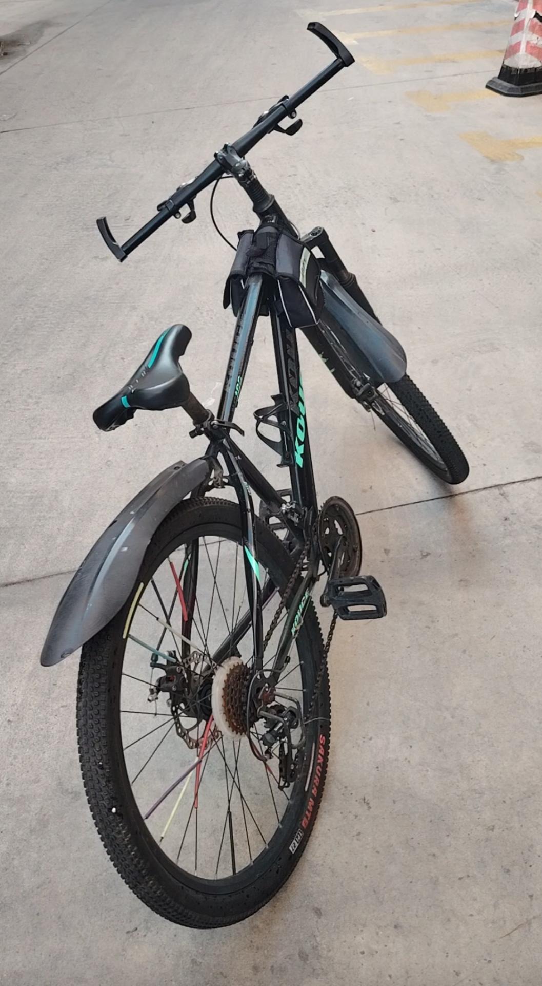 转让一辆自己骑行的山地自行车0