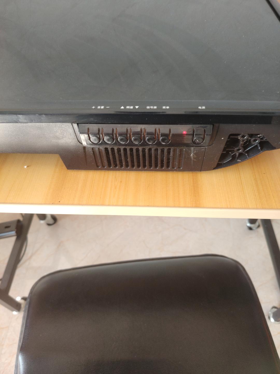 TCL液晶电视机转让，接口丰富3